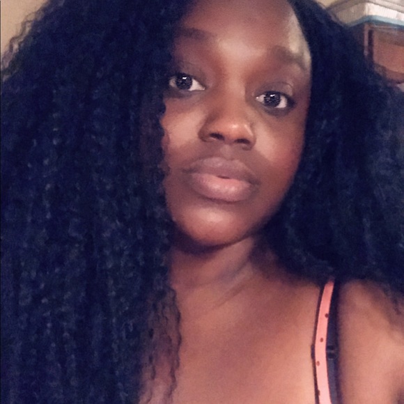 Meet your Posher, Diana - Picture 4 of 8